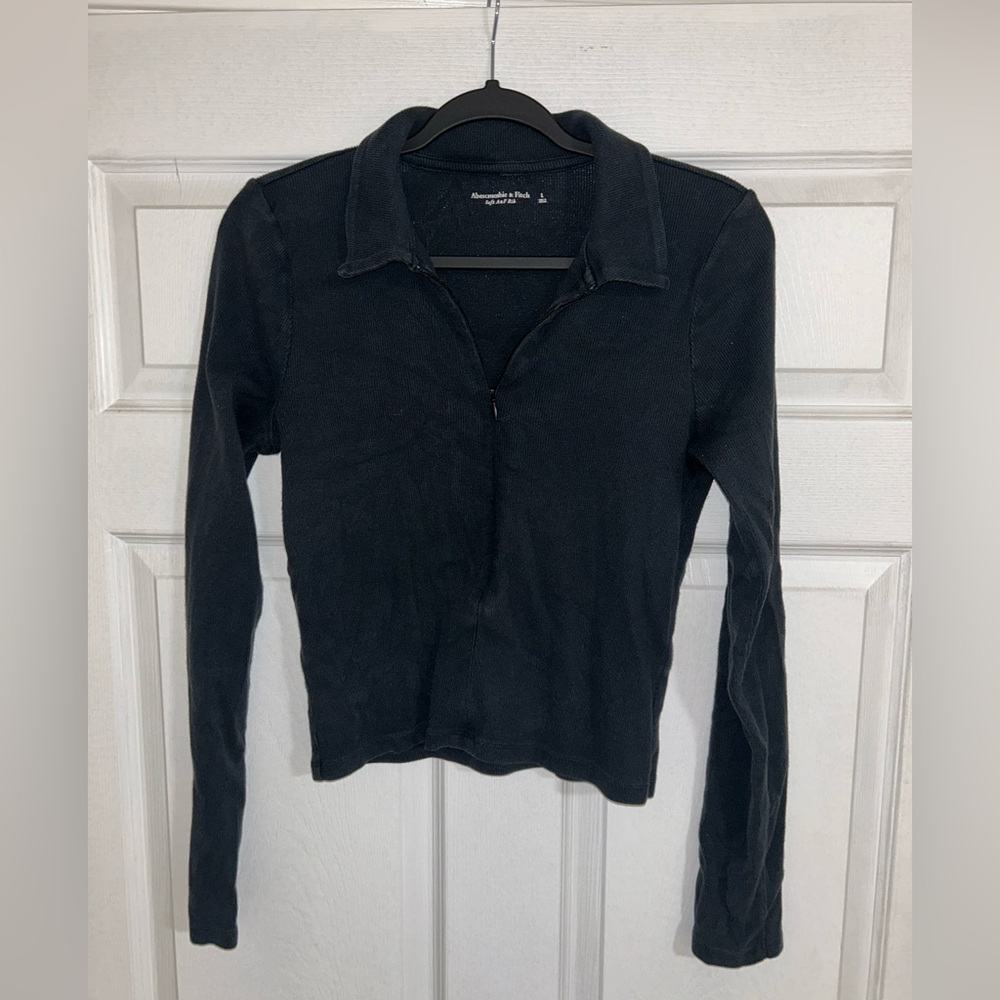 Ribbed Quarter Zip Sweater